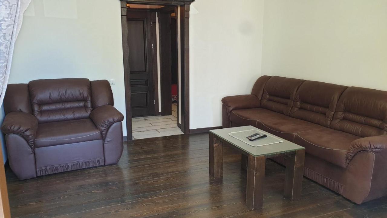 Ferienwohnung Бажане Місце Kamjanez-Podilskyj Exterior foto
